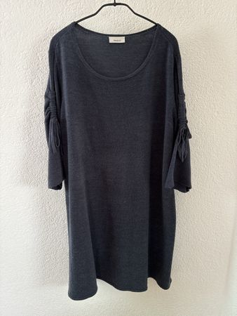 Yessica Strickkleid Gr. XL dunkelblau Bänderärmel