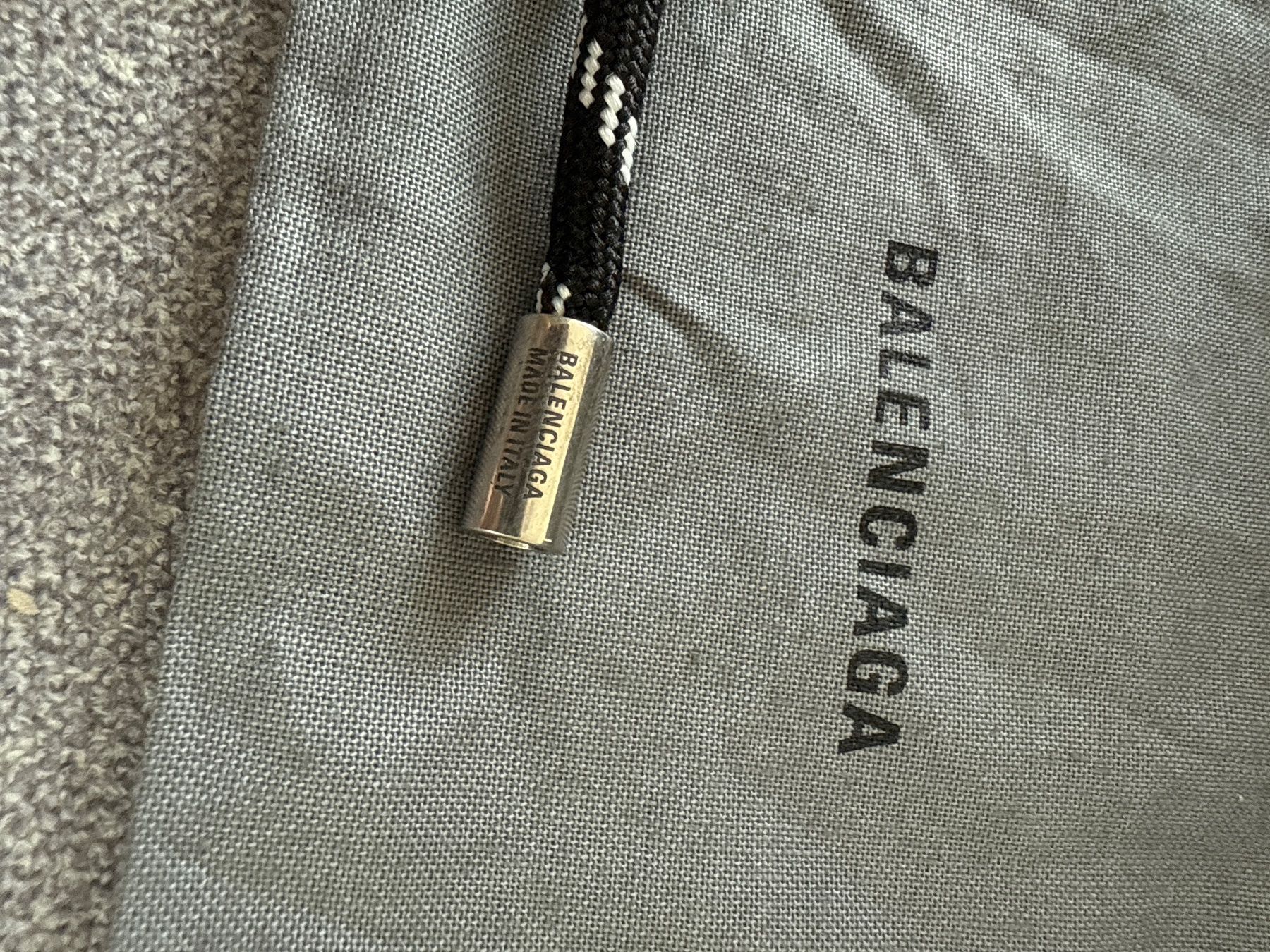 Balenciaga Catenine: Choker-Brand new – Nuovo (secondo la descrizione) da Zürich venduto da Brittney 3