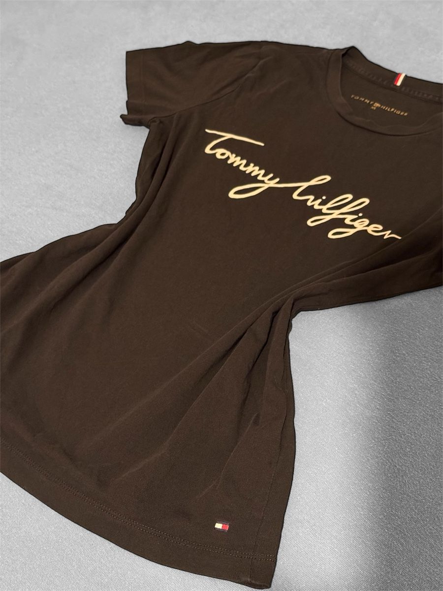 Tommy Hilfiger T-shirt: T-Shirt Tommy Hilfiger – Nuovo (secondo la descrizione) da Châtel-St-Denis venduto da Montclair_Swiss 5