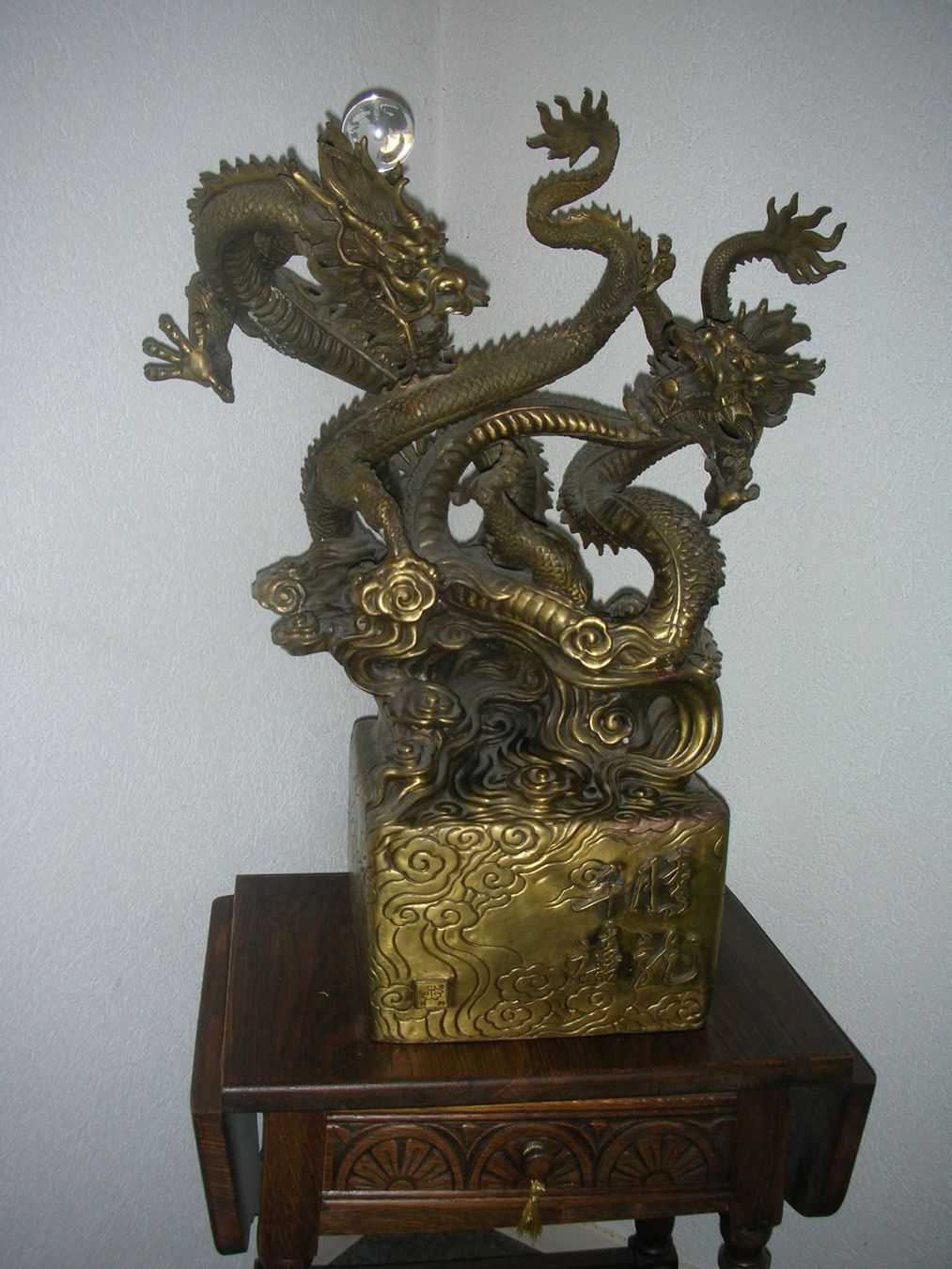 Statuette: Siegesdrachen Messing aus China – Usato da Grossaffoltern venduto da Peres