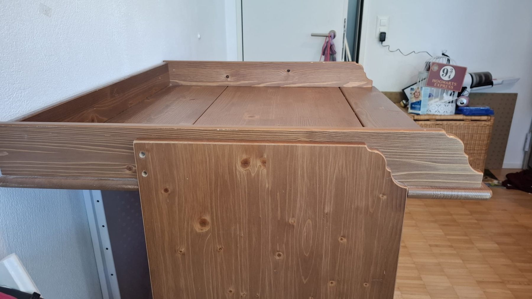 Ikea Cassettiere: Hemnes Kommode / Umbaubar zu Wickeltisch – Usato da Bassersdorf venduto da s-s-n-b-b 4