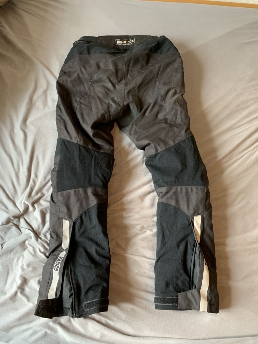 IXS Pantaloni: Pantalons moto Ixs noir taille M imperméable – Usato da Renan BE venduto da nil_fz9w 1