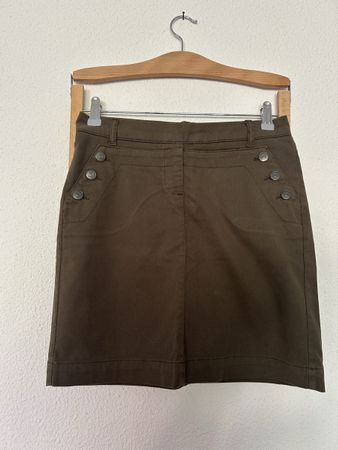 Jupe Kookai T.36 kaki, idéale pour la mi-saison!