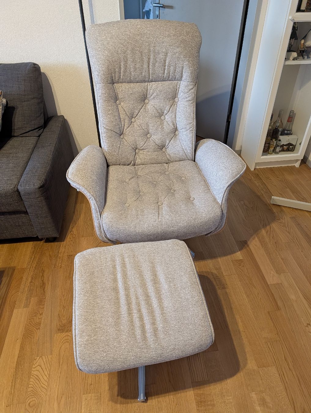 Poltrone: Sessel mit Hocker verstellbare Rückenlehne  – Usato da Zürich venduto da Flawe559