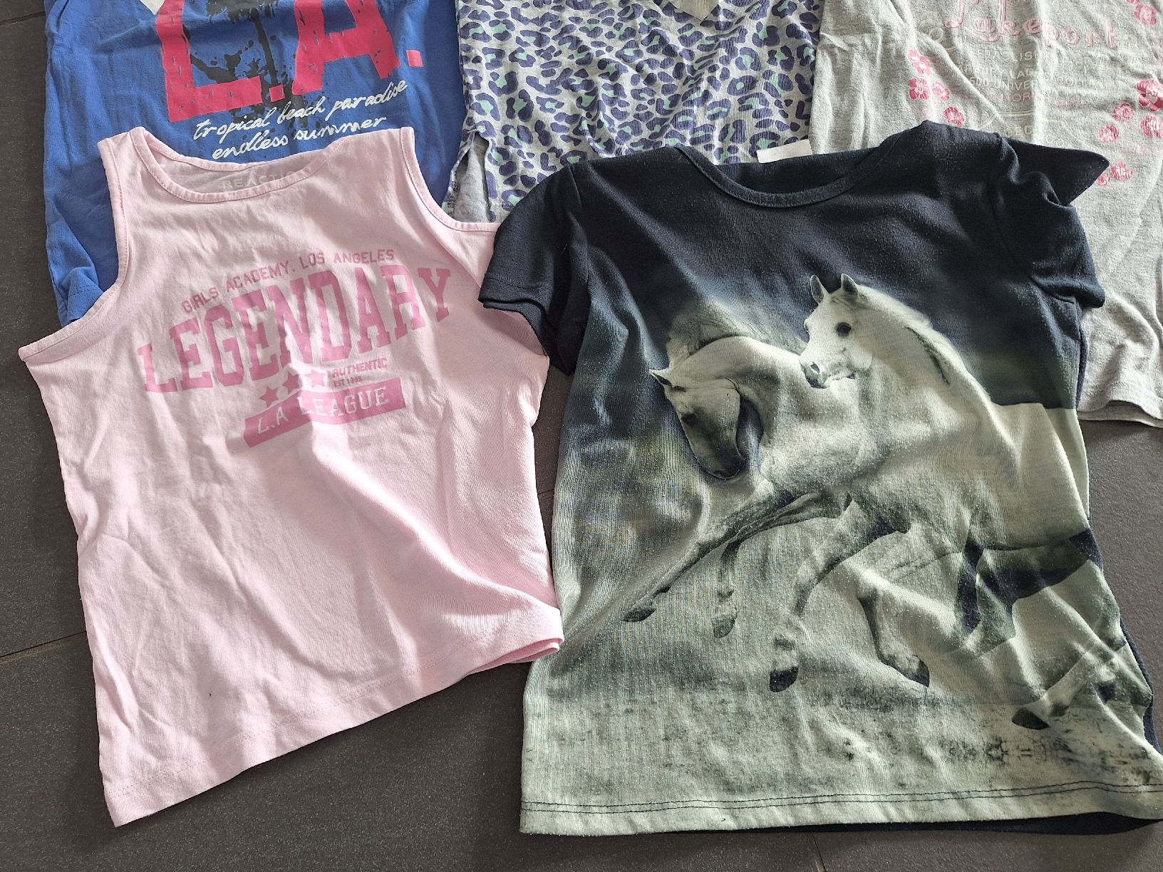 Lotti & Set di vestiti: Sommer Kleiderpaket Mädchen Gr. 122 / 128 – Usato da Brittnau venduto da Norge77 4
