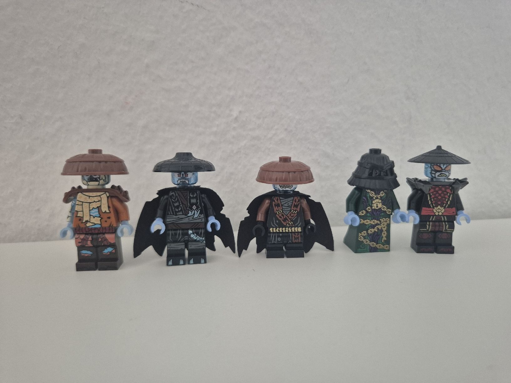 Lego Statuette: Lego Ninjago Spectral Forbidden Five! – Nuovo (secondo la descrizione) da Neuenhof venduto da Alex5432.