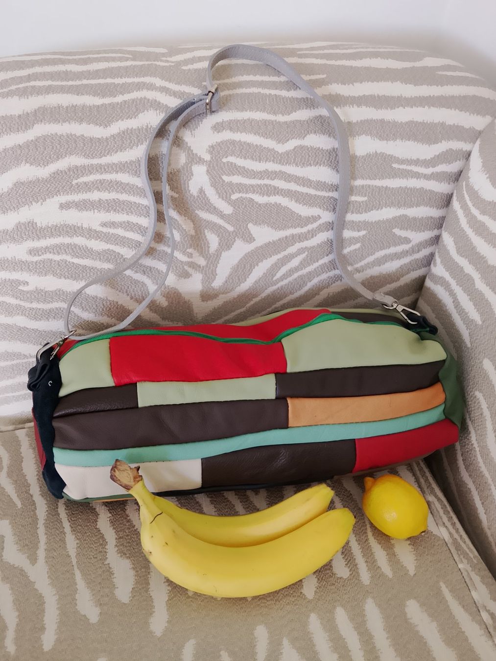 Borse da donna: Umhängetasche Leder bunt Patchwork Design Zylinderform – Nuovo (secondo la descrizione) da Bellikon venduto da MellonCollieMitTwint