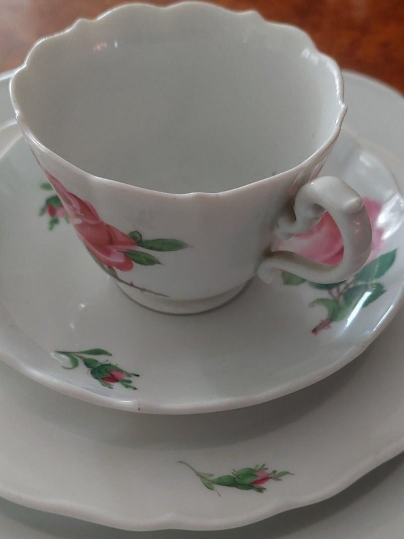 Geschirrsets: Meissen Rote Rose 3 Tlg. Set – Neu (gemäss Beschreibung) aus Urtenen-Schönbühl von Cbuyer 3