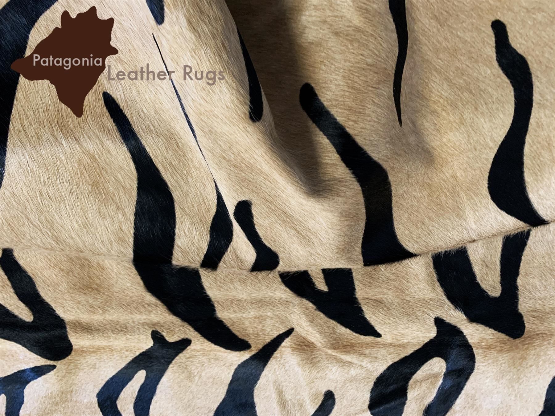 Tappeti: echtes Kuhfell Teppich Tiger black/beige – Nuovo e nell'imballaggio originale da Arbedo venduto da patagonialeatherrugs 2