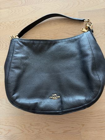 Coach handbag black leather gold hardware good condition