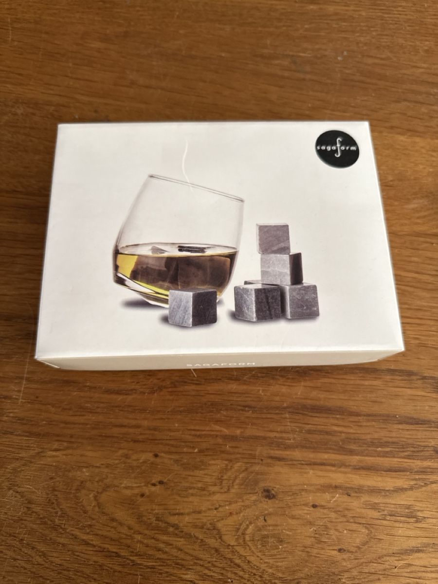 Spirituosen: Whiskey Steine 9er Set neu – Neu und originalverpackt aus Therwil von Schneefra1