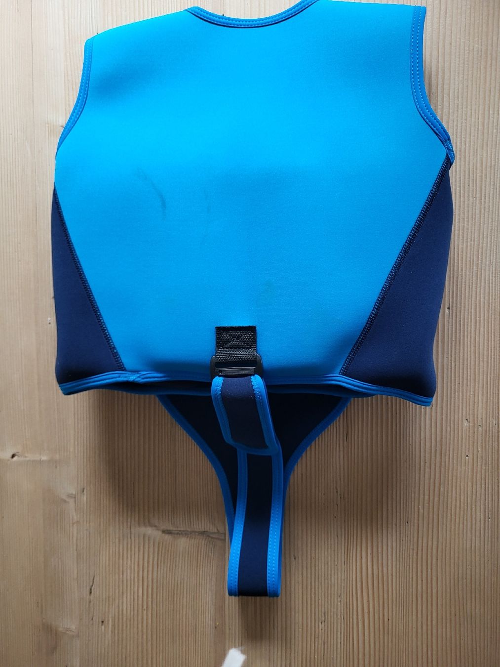 Gilets de sauvetage: Schwimmhilfe, Schwimmweste Konfidence – D'occasion à Auslikon par luna058 1
