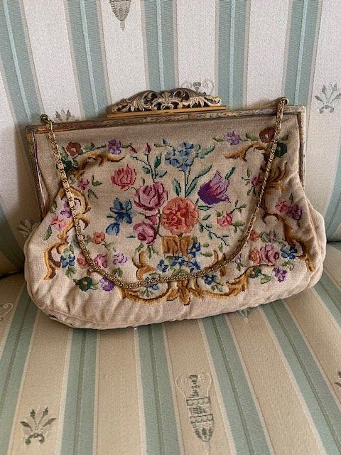 Taschen für Damen: Vintage Handtasche handgestickt – Gebraucht aus Meilen von sho_vct5 2