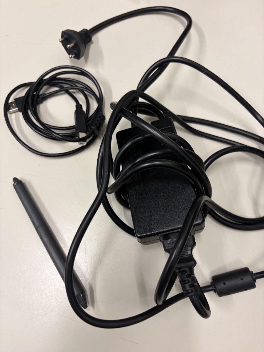 Monitor: 10 Stück Wacom DTK-2241 gebraucht – Usato da Uznach venduto da pegasus101 6