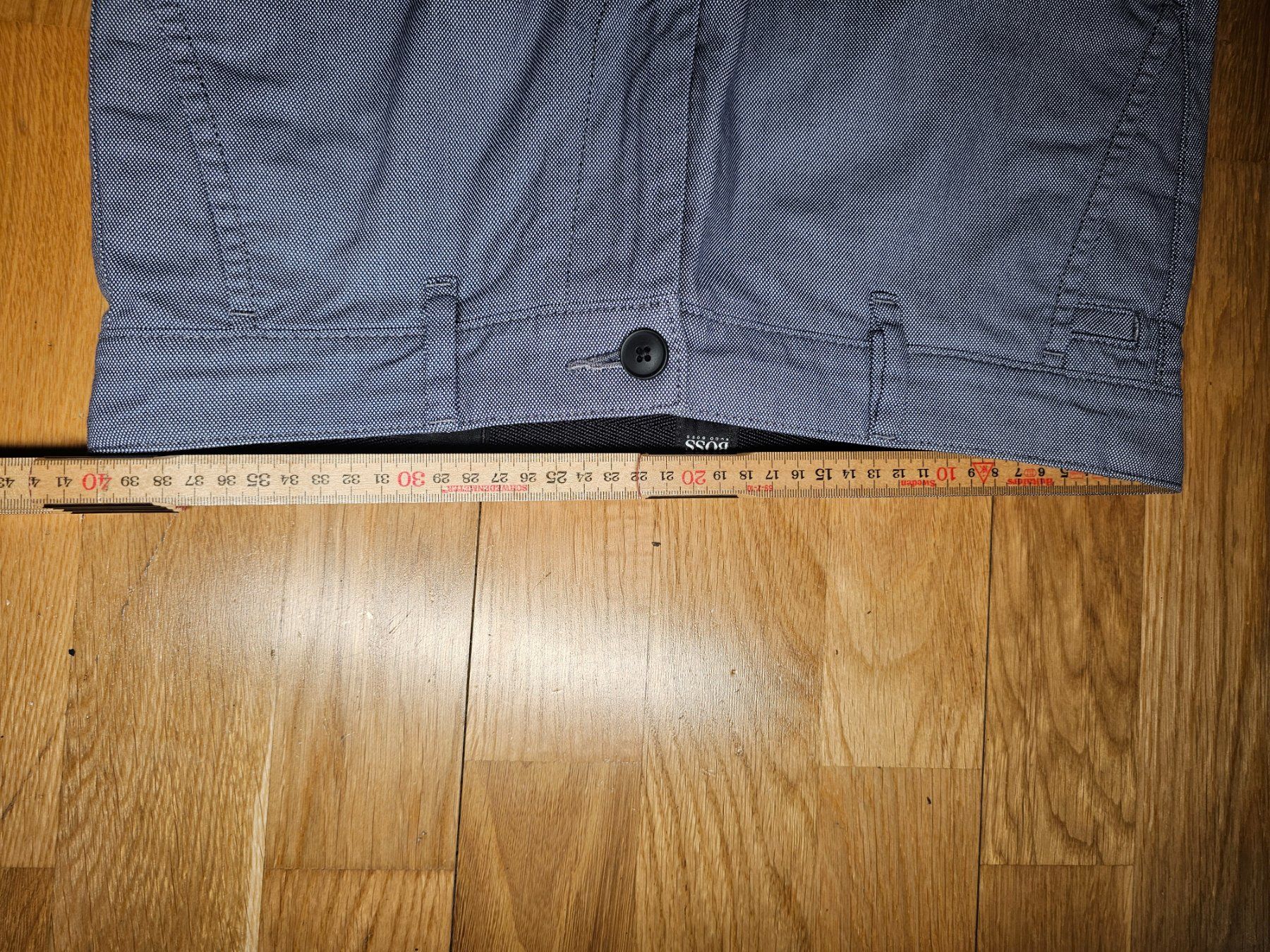 Hugo Boss Pantaloni: Hugo Boss Hose Mann Gr 31/32 – Usato da Wädenswil venduto da OmarWeber 2