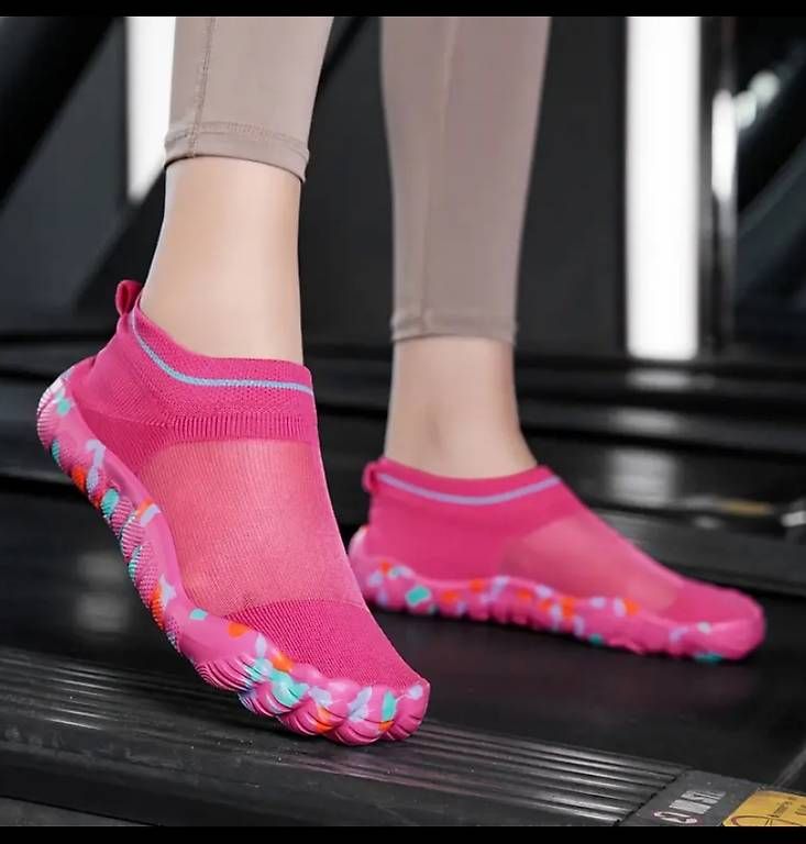 Scarpe da uomo: Wasserschuhe Gr. 42 – Usato da Winterthur venduto da Samantha59 2