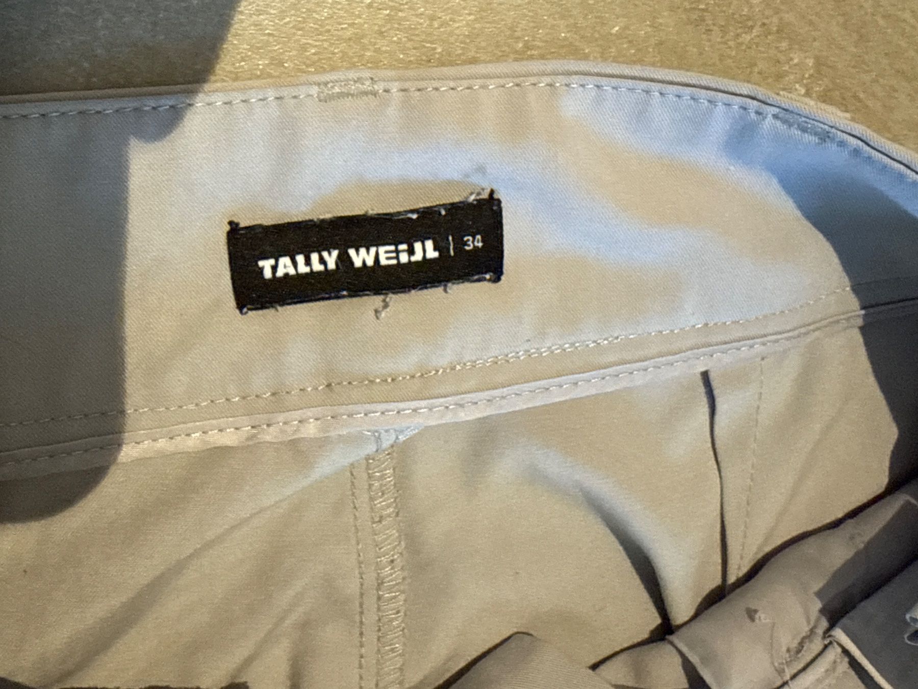 Pantaloni: Damen Hose – Usato da Amriswil venduto da used2use 3