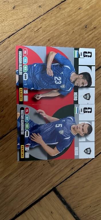 Kits de montage: Usbekistans Mannschaft  – D'occasion à Bern par Magazin 3