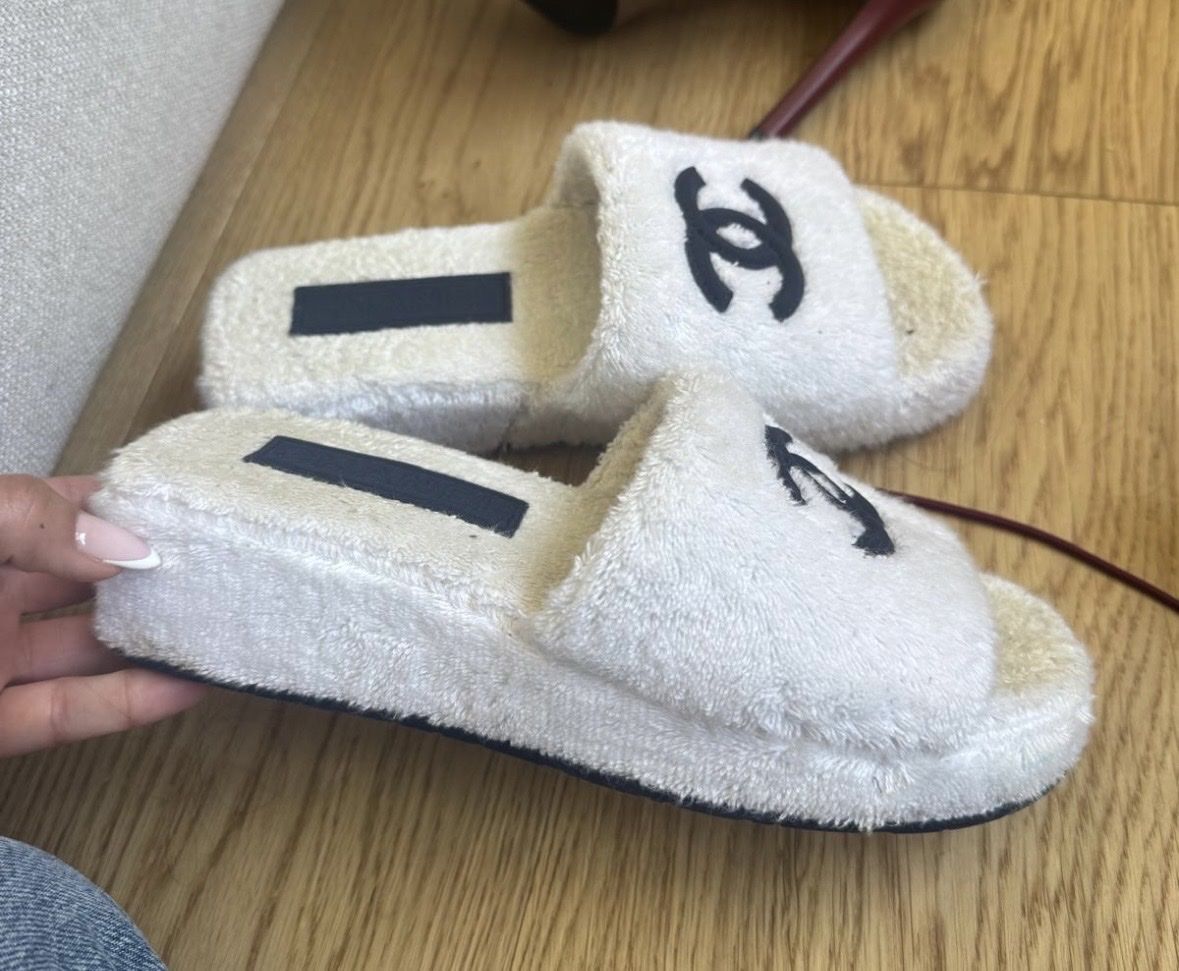 Chanel Damenschuhe: Chanel  – Gebraucht aus Reinach AG von MineD 1