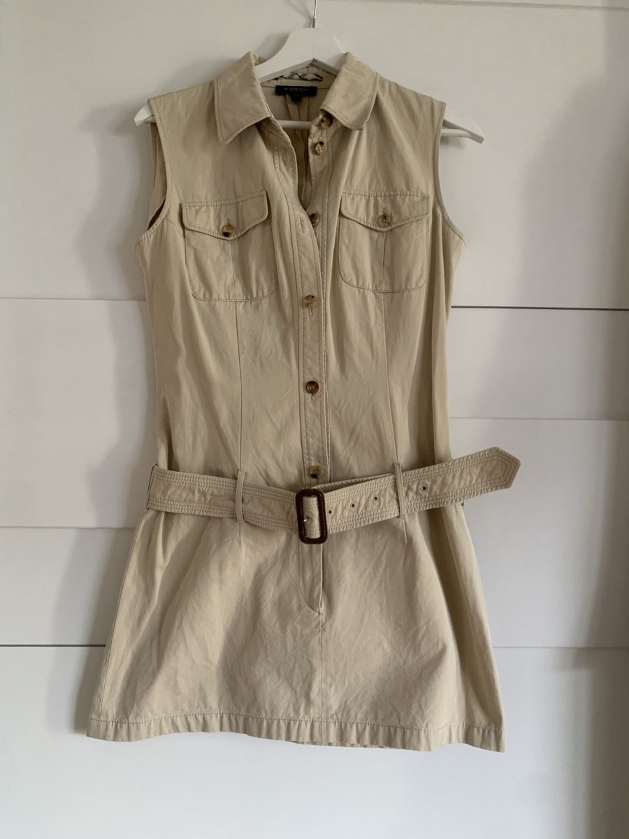 Vestiti: Burberry Kleid – Usato da Zürich venduto da Nikuska32 2