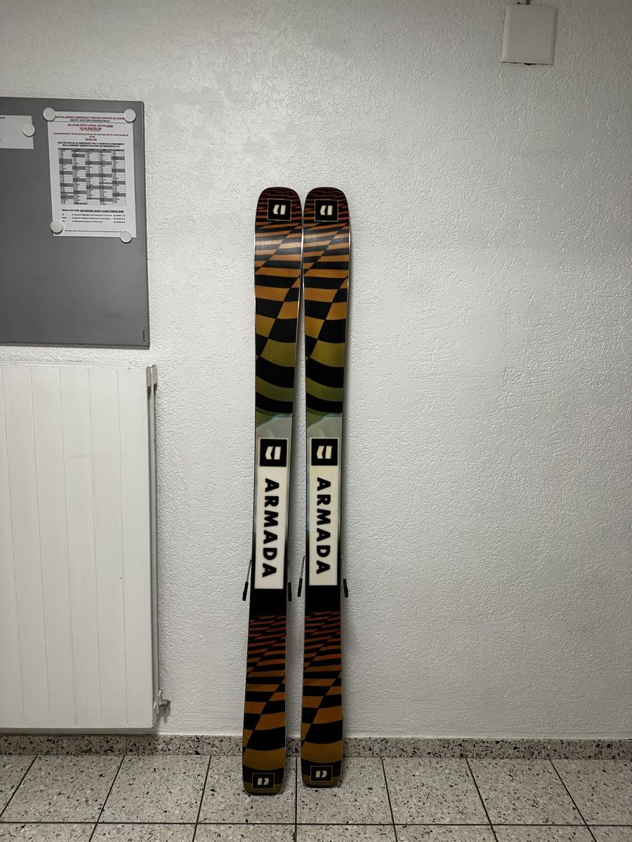 Armada Skis: Armada Arv 96 + Look Pivot – Neu (gemäss Beschreibung) aus Zermatt von valkata332 1