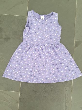 ++ Schmetterling Kleid in violett ++ Gr. 116 / 122 ++