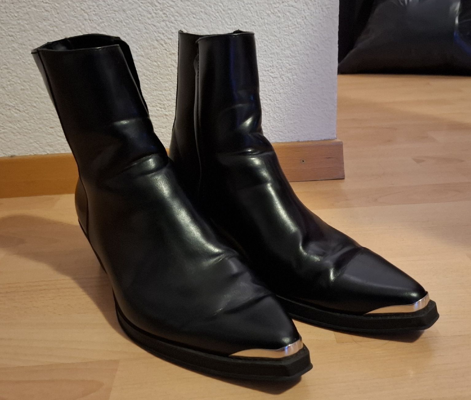 Bershka Scarpe da uomo: Herren Schuhe Bershk – Usato da Wolhusen venduto da Arminho09