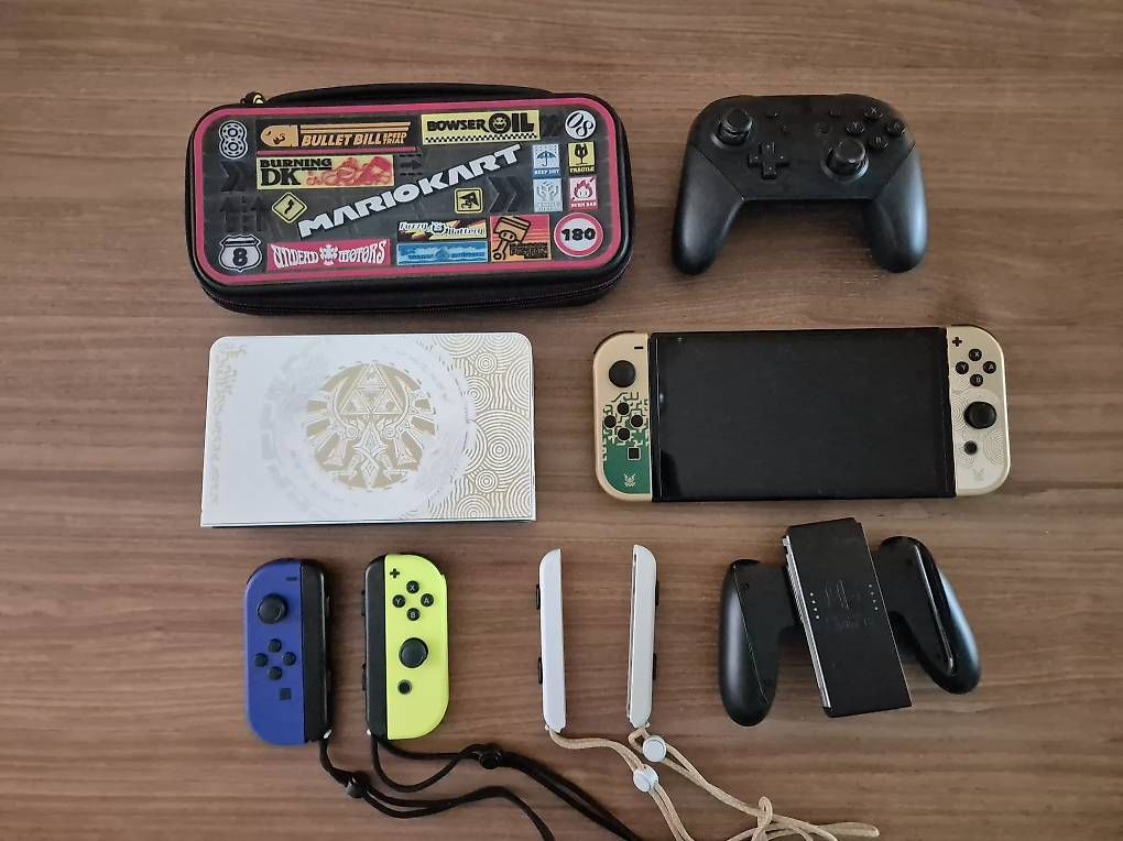 Nintendo Console: Nintendo Switch OLED Zelda Edition + Zubehör – Usato da Dübendorf venduto da fabridasilva