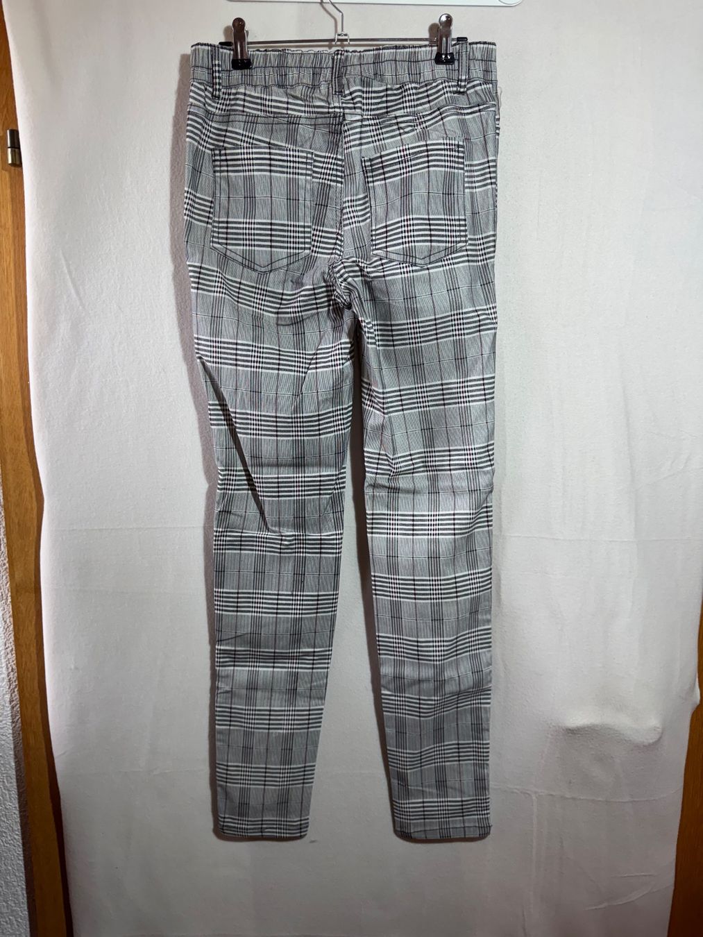 Pantaloni: Stoff Hose von Chicoree Gr. M – Usato da Grosswangen venduto da second_hand_dress 3