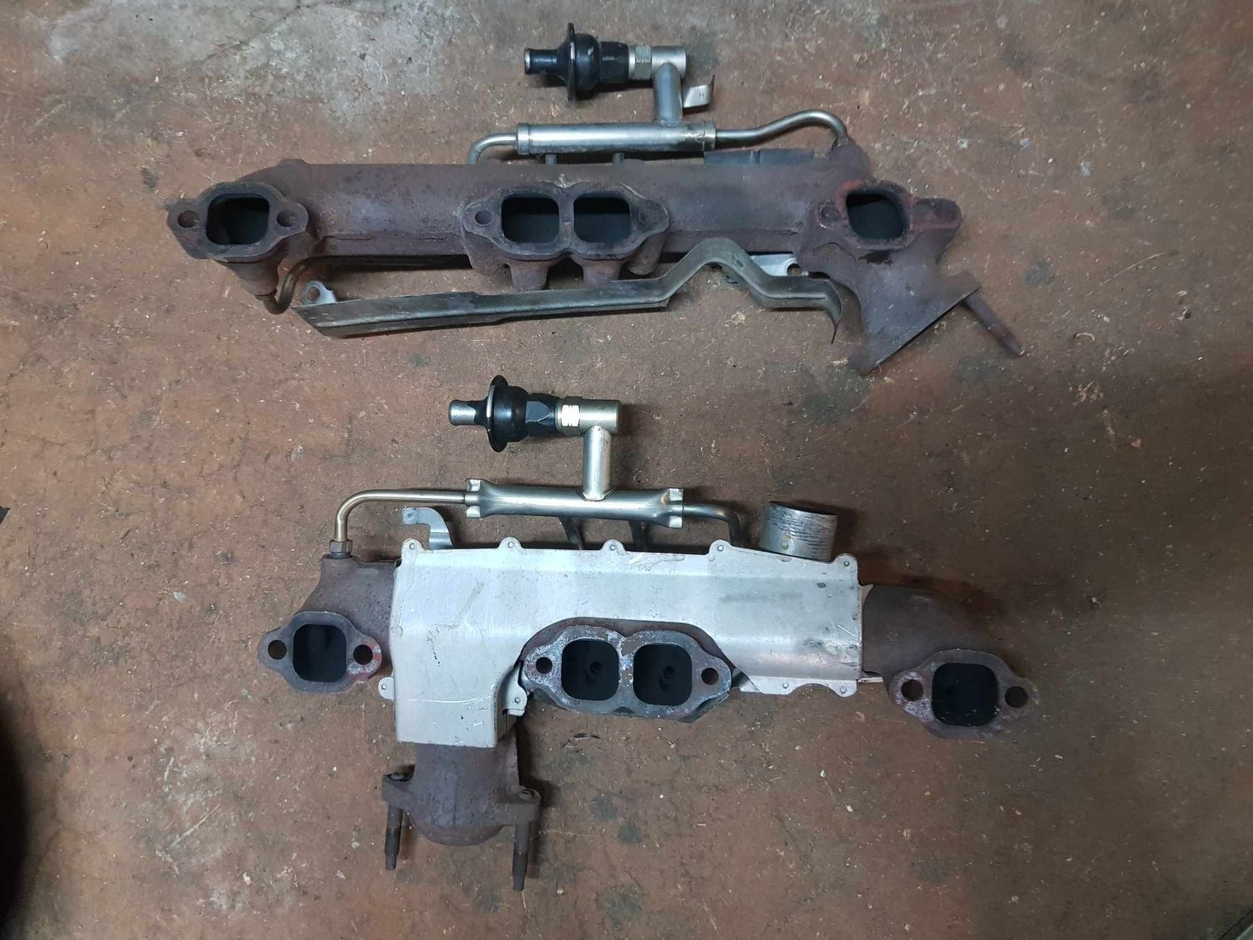 Chevrolet Sistemi di scarico: Auspuffkollektor GM mit Lufteinblasung – Usato da Niedergösgen venduto da usc_2h5n 1