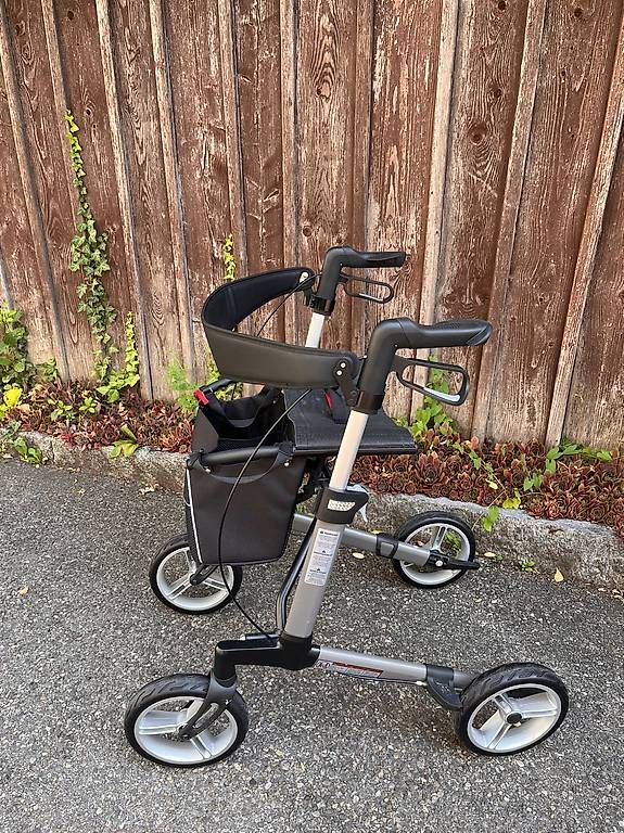 Ausili per la deambulazione: Rollator Alu Cross – Nuovo (secondo la descrizione) da Steckborn venduto da bluepapillon 1