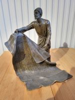 Bronzefigur "Der Teppichhändler" signiert Bergman
