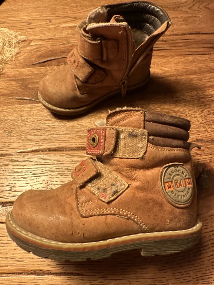 Scarpe per ragazzi: Winterschuhe 22 – Usato da Zürich venduto da chemostat 1