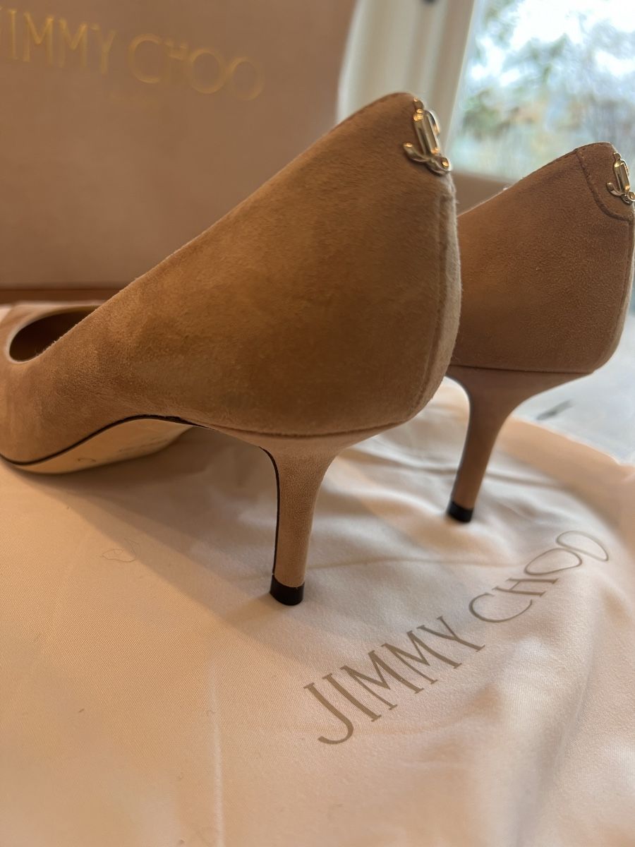 Scarpe da donna: Jimmy Choo Pumps Gr. 36 Wildleder beige – Usato da Basel venduto da Peonia2010 5