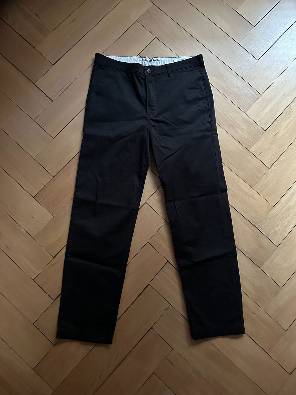 Lee Pantaloni: LEE - Chino Hose schwarz W34 L34 – Usato da Zürich venduto da Diazaio