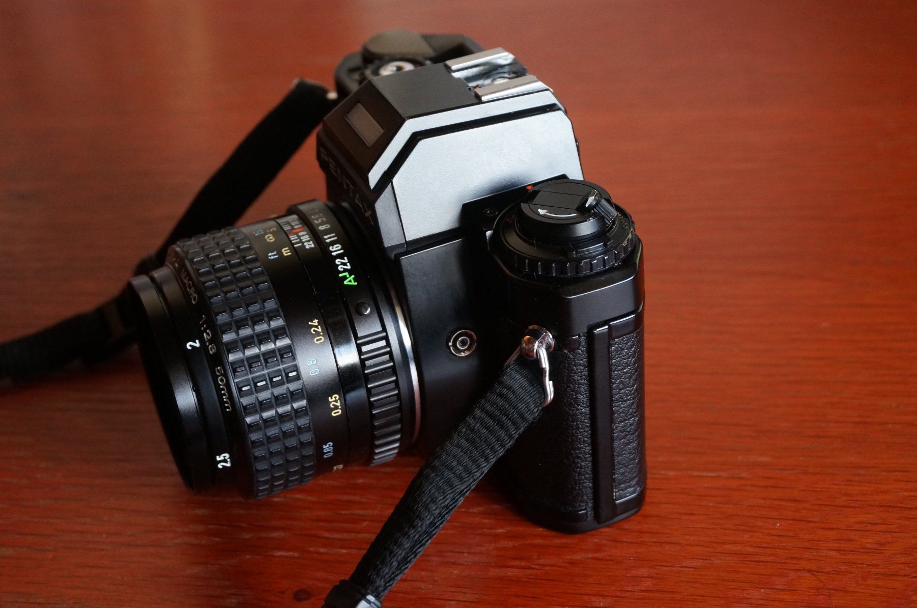Pentax Fotocamera: Pentax Program A mit Pentax-A Macro 50mm f2.8 "Dream-Team" – Usato da Spreitenbach venduto da Salesmanship 6
