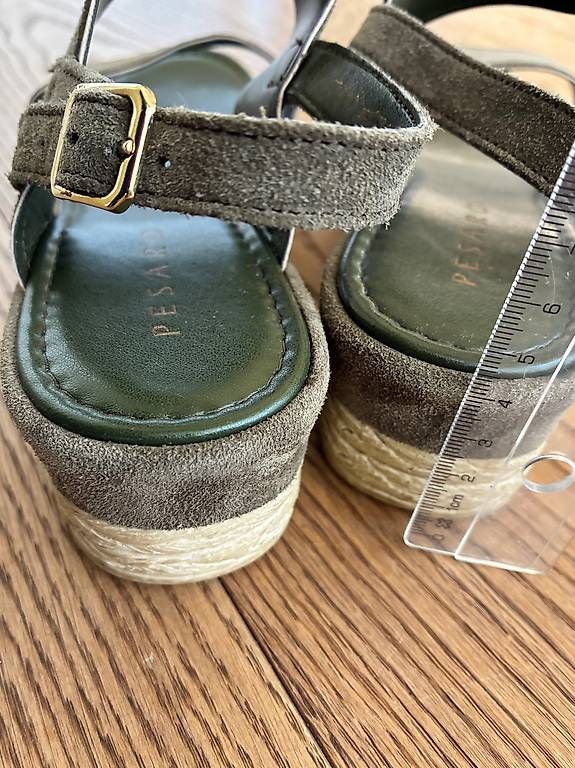 Scarpe da donna: Schöne Sommer-Sandale Gr. 36  – Usato da Winterthur venduto da Rawille 3