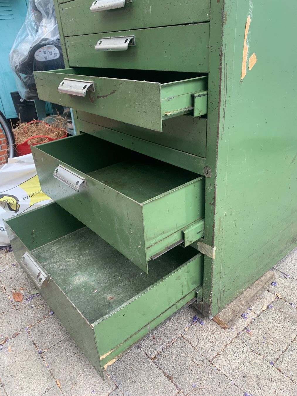 Armadi: Metallschrank mit 6 Schubladen; gebraucht – Usato da Wildegg venduto da Elefant42 1