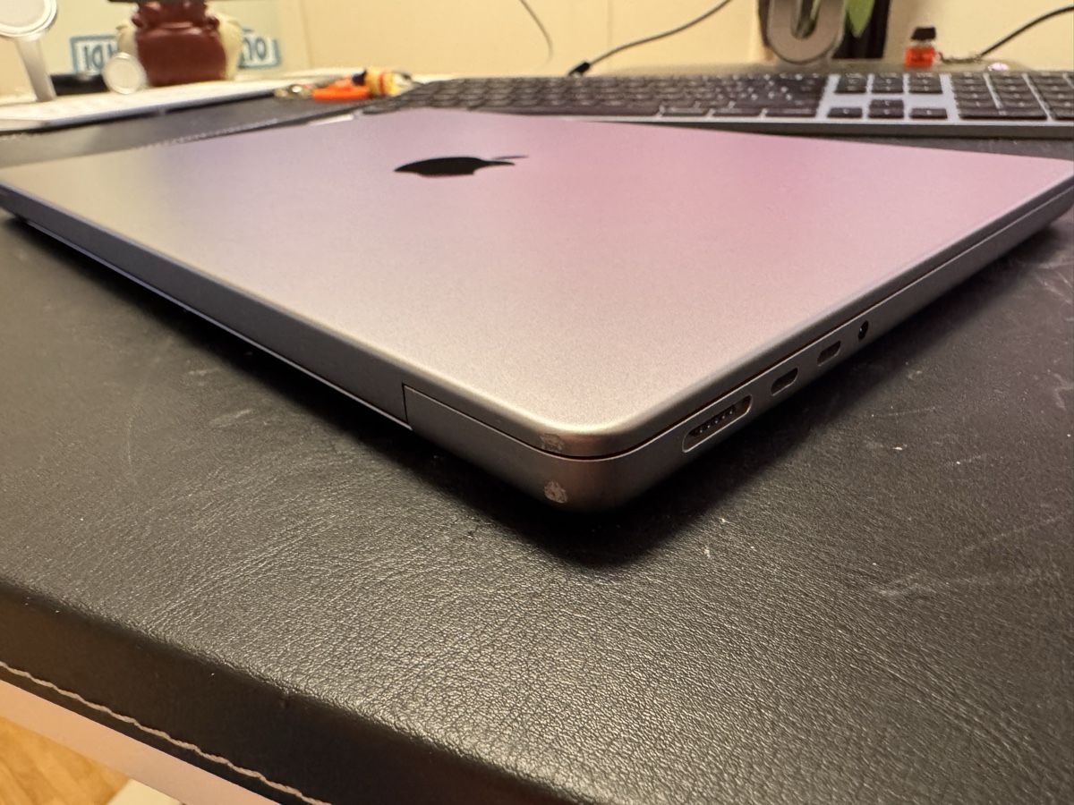 Apple Notebooks: MacBook Pro M1 Pro – Gebraucht aus Le Mont-sur-Lausanne von it-sell 3