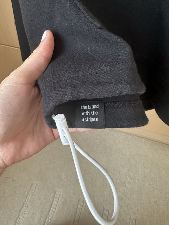 Adidas Maglioni & Felpe: Hoodie von Adidas – Nuovo (secondo la descrizione) da Zug venduto da Yapping 4