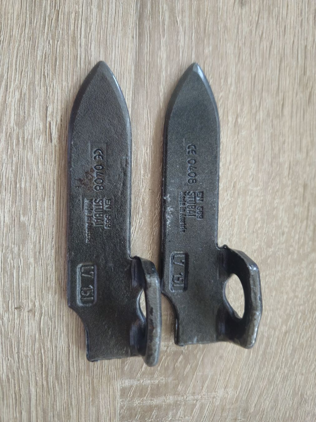 Kletterausrüstungen: 2x STUBAI Felshaken 70mm – Neu (gemäss Beschreibung) aus Basel von Boichak60