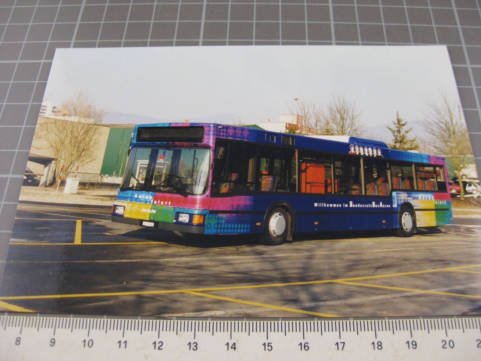 Cartoline postali: Aarau mit Bus – Usato da Malters venduto da Marosko