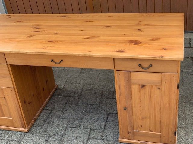 Schreibtische: Schreibtisch – Gebraucht aus Amlikon-Bissegg von Pemel 3