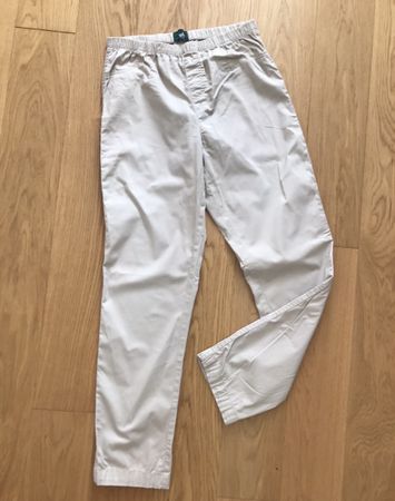 Helle beige Chinohose mit elastischem Bund ch.vogele