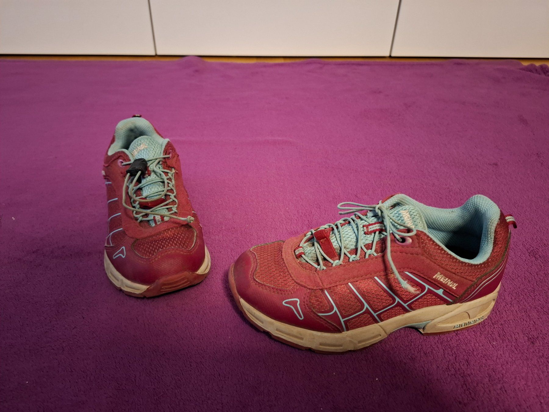 Meindl Scarpe per ragazzi: Meindl Wanderschuh / Schuhe in Gr. 32 – Usato da Müllheim Dorf venduto da Seeeule01