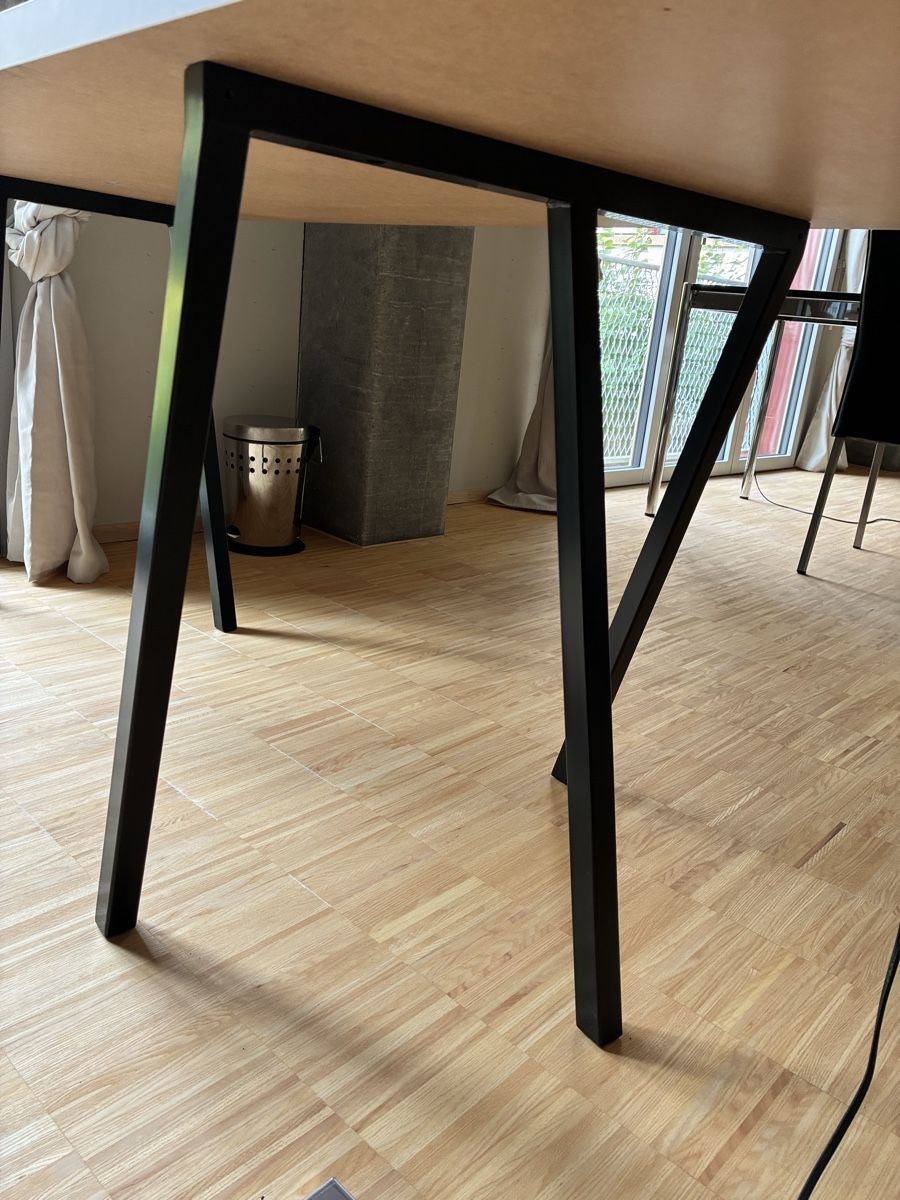 Ikea Schreibtische: Ikea Linnmon mit Forså – Gebraucht aus Zürich von Robfx 1