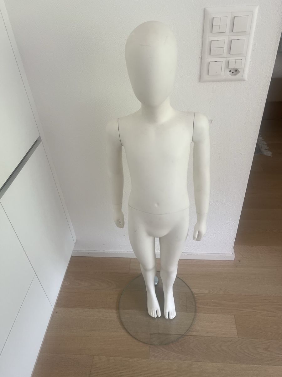 Altro in Decorazioni & Accessori: 3x Schaufensterpuppen – Usato da Triesen venduto da Yellow1818
