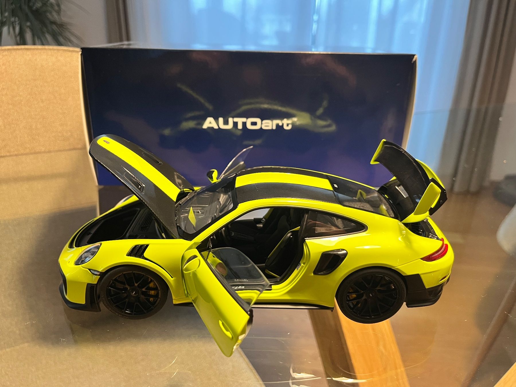 Autoart Modellini d'auto: 1:18 Porsche 911 GT2 RS Autoart – Nuovo (secondo la descrizione) da Kradolf venduto da Zimi78 5