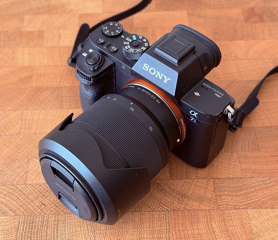 Sony Fotocamera: Sony A7SII Low Light King with Kit Lens – Usato da Neuchatel venduto da Pancrazi