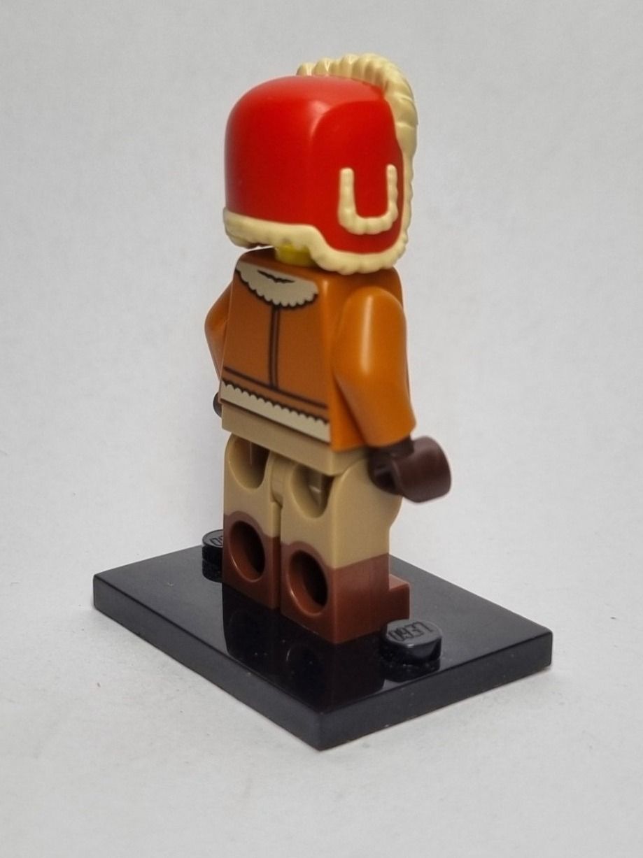Lego Kit di costruzioni: LEGO BAM Late 2023 Winter Guy with Jacket (Version 2) – Nuovo (secondo la descrizione) da Basadingen venduto da NekoBricks 3